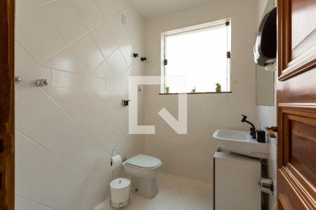 Casa de condomínio para alugar com 300m², 6 quartos e 7 vagas Casa de condomínio para alugar com 300m², 6 quartos e 7 vagasBanheiro - primeiro andar