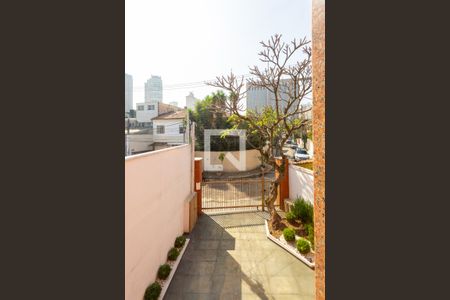 Casa de condomínio para alugar com 300m², 6 quartos e 7 vagas Casa de condomínio para alugar com 300m², 6 quartos e 7 vagasVista da Suíte 1 - primeiro andar