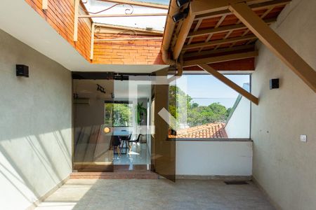 Casa de condomínio para alugar com 300m², 6 quartos e 7 vagas Casa de condomínio para alugar com 300m², 6 quartos e 7 vagasVista da Varanda - segundo andar