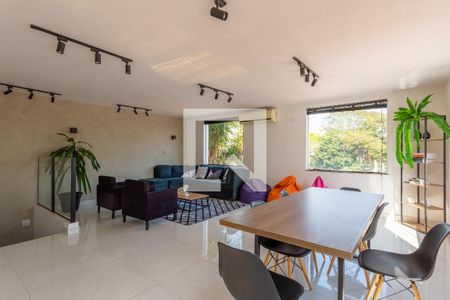 Casa de condomínio para alugar com 300m², 6 quartos e 7 vagas Casa de condomínio para alugar com 300m², 6 quartos e 7 vagasSala 3 - segundo andar
