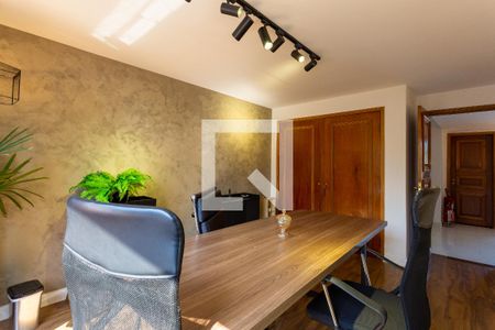 Casa de condomínio para alugar com 300m², 6 quartos e 7 vagas Casa de condomínio para alugar com 300m², 6 quartos e 7 vagasQuarto 2 - primeiro andar