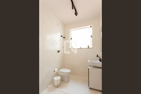 Casa de condomínio para alugar com 300m², 6 quartos e 7 vagas Casa de condomínio para alugar com 300m², 6 quartos e 7 vagasBanheiro - primeiro andar