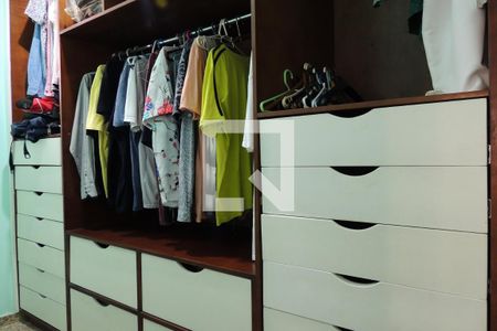 Casa à venda com 1235m², 5 quartos e 5 vagasCloset da suíte