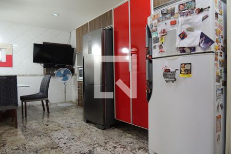 Casa à venda com 1235m², 5 quartos e 5 vagasCozinha - Armários