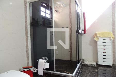 Casa à venda com 1235m², 5 quartos e 5 vagasBanheiro da Suíte 2