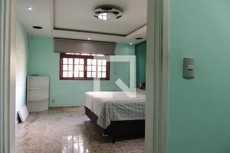 Casa à venda com 1235m², 5 quartos e 5 vagasQuarto 4 - Suíte