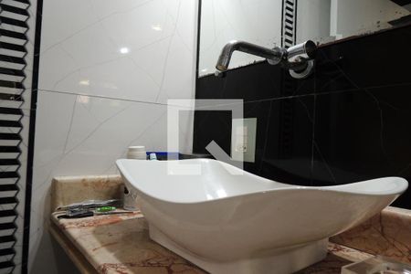 Casa à venda com 1235m², 5 quartos e 5 vagasBanheiro da Suíte 4