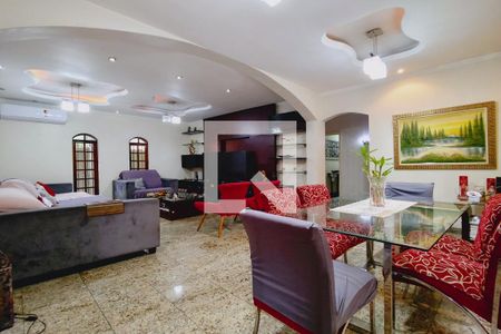 Sala 1 de casa à venda com 5 quartos, 1235m² em Freguesia de Jacarepaguá, Rio de Janeiro