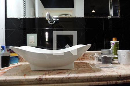 Casa à venda com 1235m², 5 quartos e 5 vagasBanheiro da Suíte 4