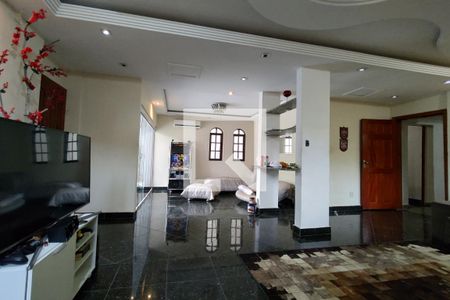 Casa à venda com 1235m², 5 quartos e 5 vagas Casa à venda com 1235m², 5 quartos e 5 vagasSala 2