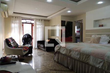 Casa à venda com 1235m², 5 quartos e 5 vagasQuarto Suíte 2