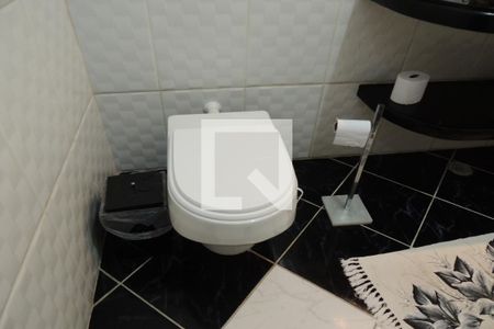 Casa à venda com 1235m², 5 quartos e 5 vagasBanheiro 