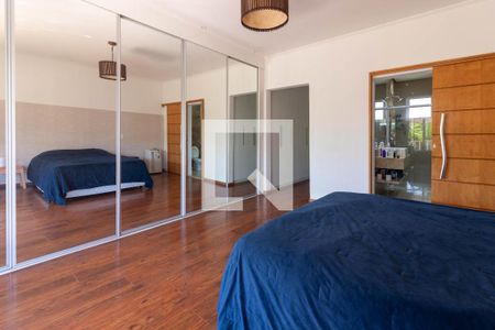 Casa para alugar com 342m², 3 quartos e 3 vagas Casa para alugar com 342m², 3 quartos e 3 vagasQuarto Suíte 1