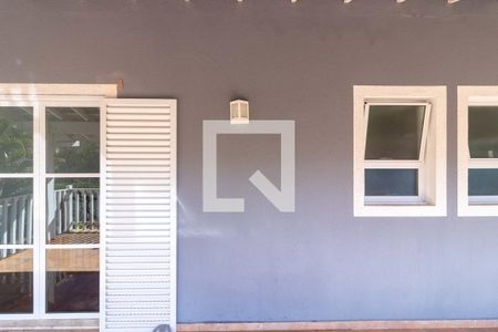 Casa para alugar com 342m², 3 quartos e 3 vagas Casa para alugar com 342m², 3 quartos e 3 vagasSacada