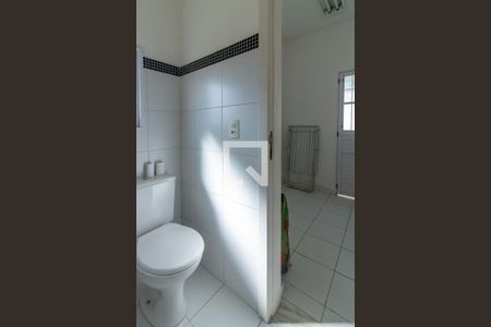 Casa para alugar com 342m², 3 quartos e 3 vagas Casa para alugar com 342m², 3 quartos e 3 vagasBanheiro de serviço