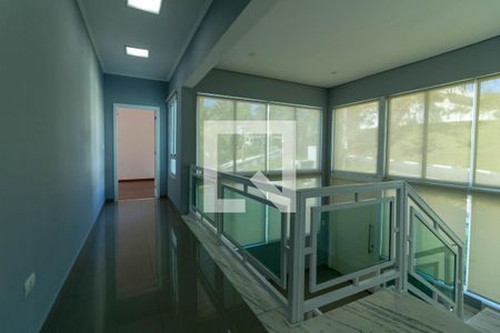 Casa para alugar com 342m², 3 quartos e 3 vagas Casa para alugar com 342m², 3 quartos e 3 vagasCorredor