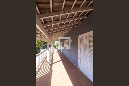 Casa para alugar com 342m², 3 quartos e 3 vagas Casa para alugar com 342m², 3 quartos e 3 vagasSacada