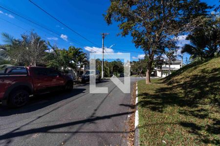 Casa para alugar com 342m², 3 quartos e 3 vagas Casa para alugar com 342m², 3 quartos e 3 vagasVista da Rua