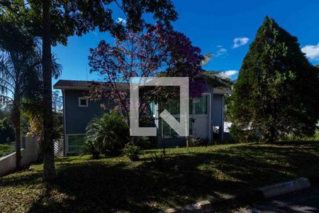 Casa para alugar com 342m², 3 quartos e 3 vagas Casa para alugar com 342m², 3 quartos e 3 vagasÁrea externa