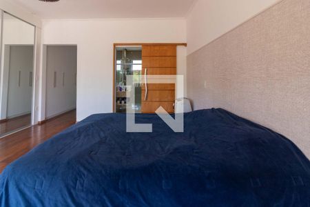 Casa para alugar com 342m², 3 quartos e 3 vagas Casa para alugar com 342m², 3 quartos e 3 vagasQuarto Suíte 1