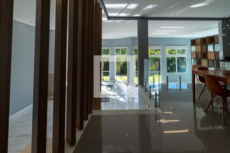 Casa para alugar com 342m², 3 quartos e 3 vagas Casa para alugar com 342m², 3 quartos e 3 vagasCozinha