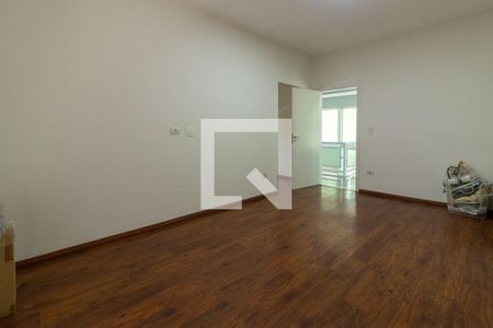 Casa para alugar com 342m², 3 quartos e 3 vagas Casa para alugar com 342m², 3 quartos e 3 vagasQuarto Suíte 2
