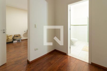 Casa para alugar com 342m², 3 quartos e 3 vagas Casa para alugar com 342m², 3 quartos e 3 vagasQuarto Suíte 2