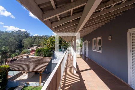 Casa para alugar com 342m², 3 quartos e 3 vagas Casa para alugar com 342m², 3 quartos e 3 vagasSacada