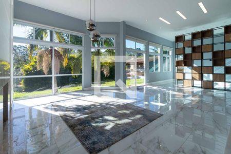 Casa para alugar com 342m², 3 quartos e 3 vagas Casa para alugar com 342m², 3 quartos e 3 vagasSala