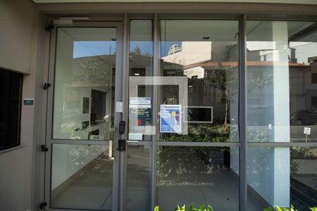 Studio à venda com 28m², 1 quarto e sem vaga Studio à venda com 28m², 1 quarto e sem vagaFachada