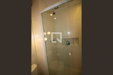 Studio à venda com 28m², 1 quarto e sem vaga Studio à venda com 28m², 1 quarto e sem vagaBanheiro