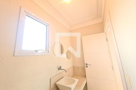 Casa à venda com 125m², 3 quartos e 6 vagasLavabo  do Salão