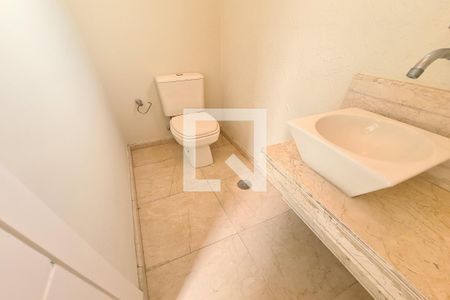 Casa à venda com 125m², 3 quartos e 6 vagasLavabo  do Salão