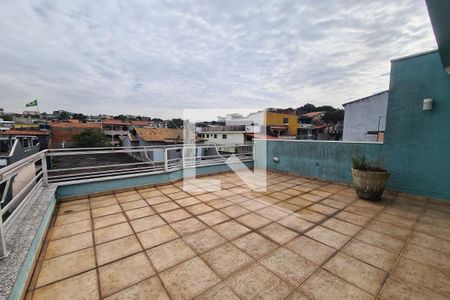 Casa à venda com 125m², 3 quartos e 6 vagasQuintal em cima