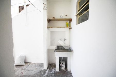 Casa para alugar com 45m², 1 quarto e sem vagaarea de serviço
