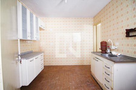 cozinha de casa para alugar com 1 quarto, 45m² em Vila Nivi, São Paulo