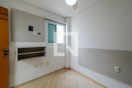 Casa à venda com 196m², 3 quartos e 4 vagasSuíte 2
