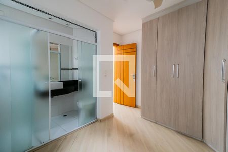 Casa à venda com 196m², 3 quartos e 4 vagasSuíte 3