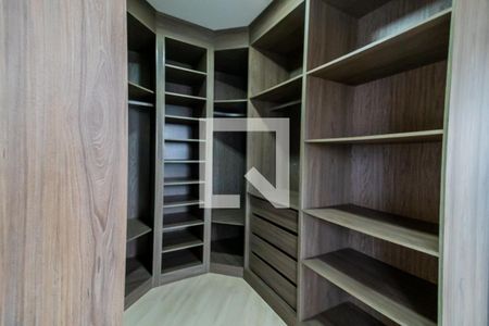 Casa à venda com 196m², 3 quartos e 4 vagasCloset da Suíte 1