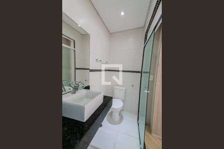 Casa à venda com 196m², 3 quartos e 4 vagasBanheiro da Suíte 2