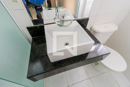 Casa à venda com 196m², 3 quartos e 4 vagasBanheiro da Suíte 1 - Pia