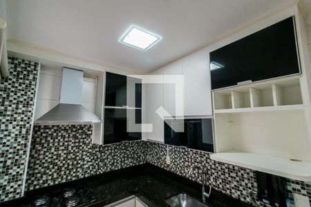 Casa à venda com 196m², 3 quartos e 4 vagasCozinha - Armários