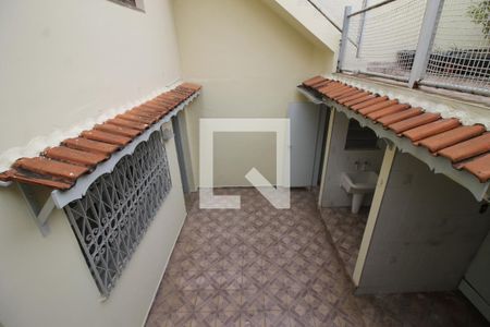Casa à venda com 200m², 3 quartos e 2 vagasQuintal