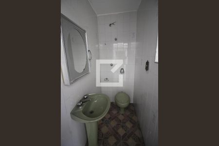 Casa à venda com 200m², 3 quartos e 2 vagasBanheiro do Quintal