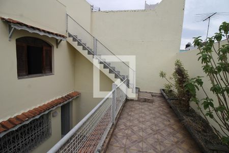 Casa à venda com 200m², 3 quartos e 2 vagasVaranda 2