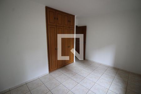 Casa à venda com 200m², 3 quartos e 2 vagasQuarto 3