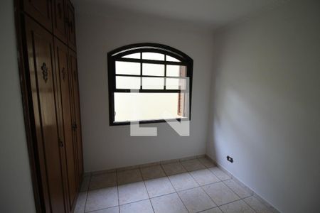 Casa à venda com 200m², 3 quartos e 2 vagasQuarto 2