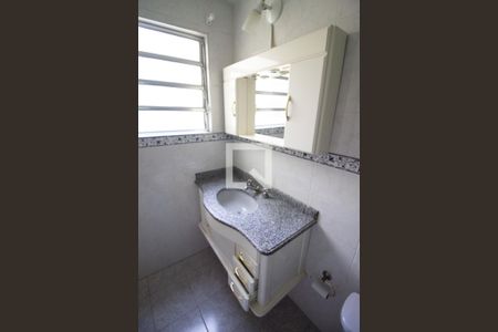 Casa à venda com 200m², 3 quartos e 2 vagasBanheiro da Suíte