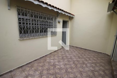 Casa à venda com 200m², 3 quartos e 2 vagasQuintal