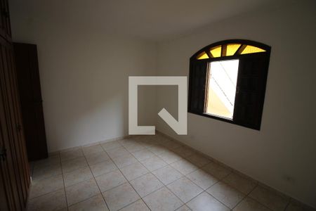 Casa à venda com 200m², 3 quartos e 2 vagasQuarto 3